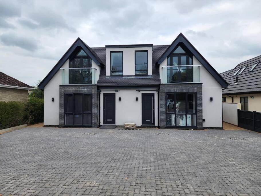 Paradigm Court, Luxury 2-Bedroom Apartment F3, Oxford Exterior foto